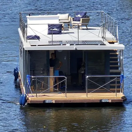 Botel Hausboot -berlin Waterbliss
